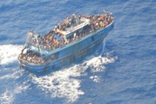 Ναυάγιο στην Πύλο: Ανείπωτη τραγωδία, στους 79 οι νεκροί - Σοκαριστικές οι εικόνες από το σκάφος, πάνω από 700 επιβαίνοντες - ΦΩΤΟ