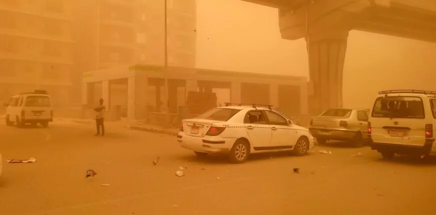 Αίγυπτος: «Κόβει την ανάσα» η αμμοθύελλα στη Διώρυγα του Σουέζ - ΒΙΝΤΕΟ