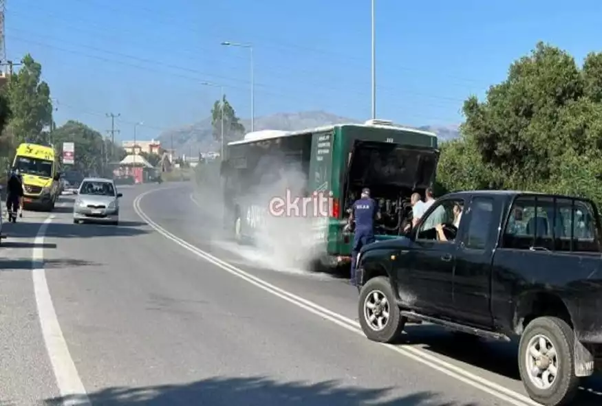 Αγωνία για επιβάτες στην Κρήτη: Καπνοί σε λεωφορείο - «Άρχισαν ουρλιαχτά, όλοι έτρεχαν»