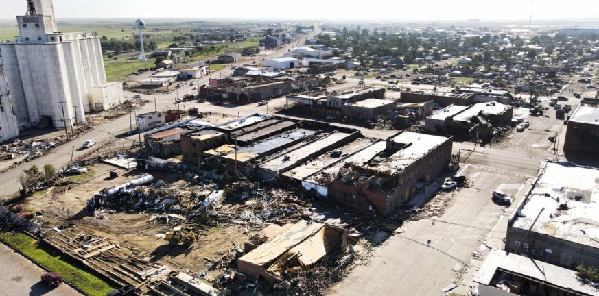 Τέξας: Ανεμοστρόβιλος έπληξε την πόλη Ματαντόρ - Τέσσερις νεκροί και δεκάδες τραυματίες 