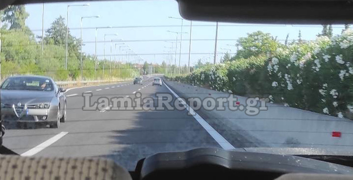 Φθιώτιδα: Οδηγός κινούνταν ανάποδα στην Αθηνών - Λαμίας ΦΩΤΟ