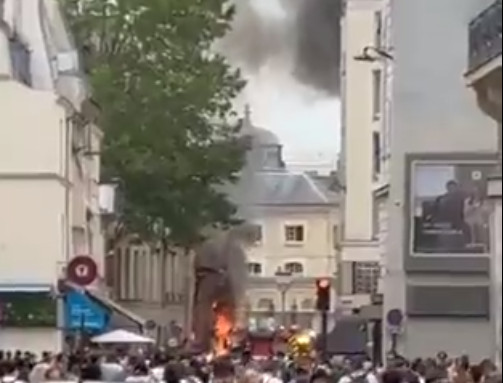 Συναγερμός στο Παρίσι από μεγάλη έκρηξη - Φωτιά σε διαμερίσματα ΒΙΝΤΕΟ