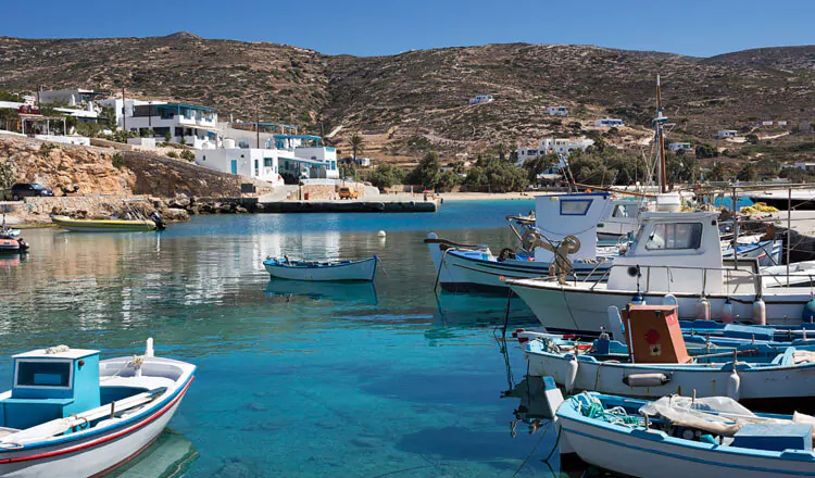 Κυκλάδες για λίγους: Τα νησιά για όσους δεν ψάχνουν να φανούν...