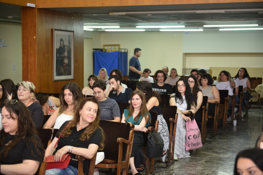 Πάτρα: Ο Δήμος τίμησε τους εθελοντές του Λαϊκού Φροντιστηρίου ΦΩΤΟ
