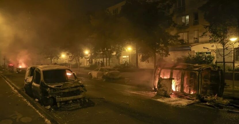 Γαλλία: Τρίτη νύχτα ταραχών μετά τον πυροβολισμό εφήβου από αστυνομικό - ΒΙΝΤΕΟ