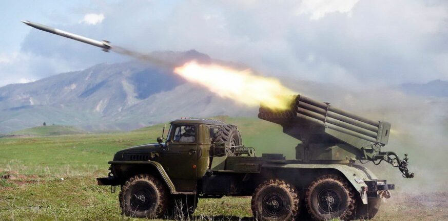 Η Ρωσία κατηγορεί την Ουκρανία για βομβαρδισμούς της πόλης Σεμπέκινο με πυραύλους Grad