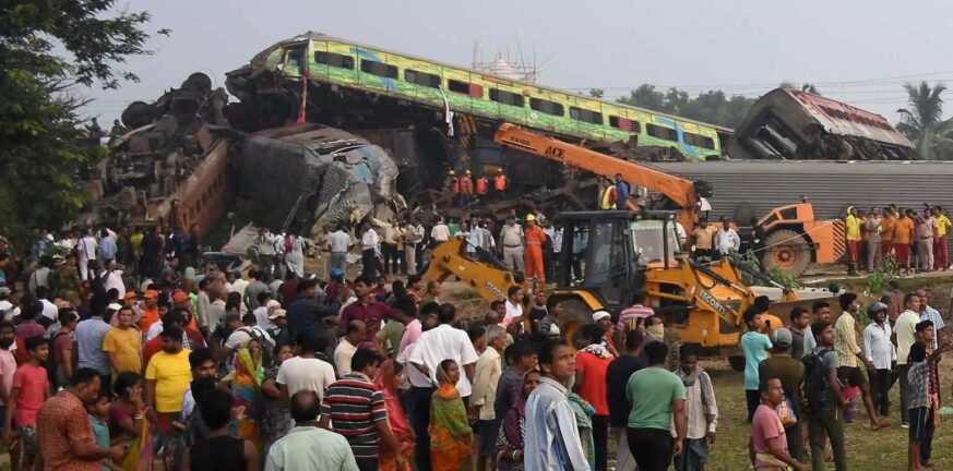 Ινδία: Τραγωδία με τουλάχιστον 288 νεκρούς και 900 τραυματίες από τη σύγκρουση τριών τρένων - BINTEO - ΦΩΤΟ