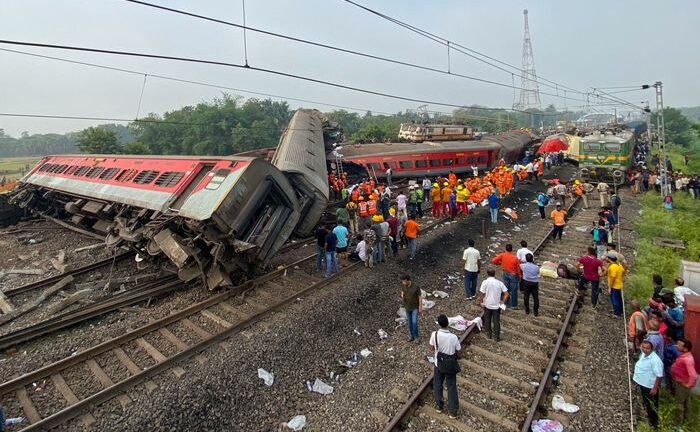 Ινδία - Σιδηροδρομικό δυστύχημα: Εντοπίστηκαν τα αίτια και οι «υπεύθυνοι» της τραγωδίας