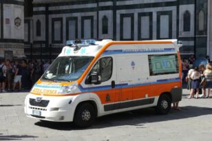 Ιταλία: Δυο νεκροί από μετωπική σύγκρουση λεωφορείου - φορτηγού - Μεταφέρονταν περίπου 50 μετανάστες