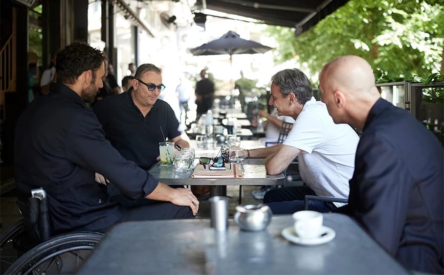Κυριάκος Μητσοτάκης: Για καφέ στη Θεσσαλονίκη με Ρέμο και Τσαπατάκη