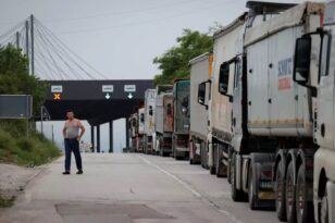 Κόσοβο: Εμπάργκο στα προϊόντα από την Σερβία – Ακινητοποιήθηκαν δεκάδες φορτηγά