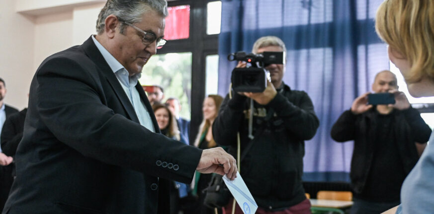 Εκλογές 2023: Πήγε να ψηφίσει ο Κουτσούμπας και δεν του έδωσαν ψηφοδέλτιο του ΚΚΕ!
