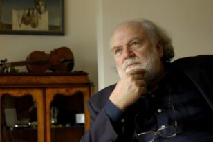 Πάτρα: Ο Κώστας Πελετίδης αποχαιρετά τον Γιάννη Μαρκόπουλο