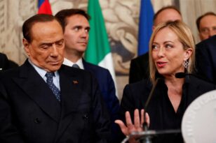 Τζόρτζια Μελόνι για Σίλβιο Μπερλουσκόνι: «Έφυγε ένας από τους σημαντικότερους άνδρες στην ιστορία της Ιταλίας»