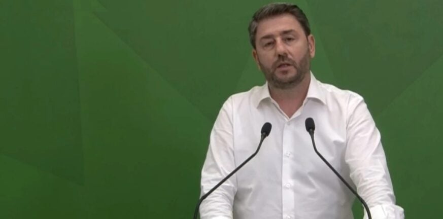 Πρόταση δυσπιστίας: Μπαράζ τηλεφωνημάτων Ανδρουλάκη στους πολιτικούς αρχηγούς