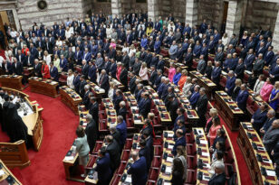 Εργασιακό νομοσχέδιο: Οι σημαντικότερες αλλαγές που φέρνει ο νόμος που ψηφίζεται εντός των επομένων ωρών στη Βουλή