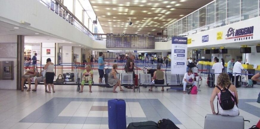 Ρόδος: Hotspot στο αεροδρόμιο για τουρίστες που έχασαν τα έγγραφά τους