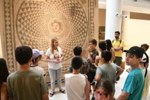 Πάτρα: Για 2η χρονιά η συνεργασία του Αρχαιολογικού Μουσείου και των ημερήσιων παιδικών κατασκηνώσεων του Δήμου