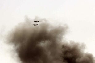 Ιράν: Δύο νεκροί από τη συντριβή αεροσκάφους