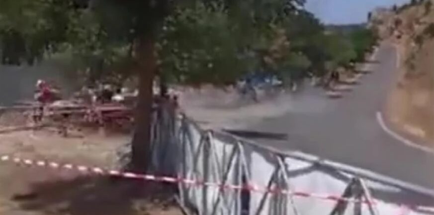 Σοβαρό ατύχημα σε ράλι στη Δημητσάνα: Αναφορές για 3 τραυματίες