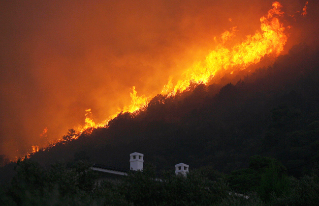 Φωτιά στην Κάρυστο: Δραματική έκκληση πυροσβέστη για νερό - ΗΧΗΤΙΚΟ ΝΤΟΚΟΥΜΕΝΤΟ