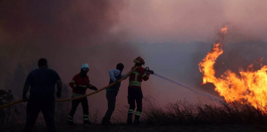 Πορτογαλία: Υπό έλεγχο η φωτιά στην Κασκάις - Παραμένει σε επιφυλακή η Πυροσβεστική ΦΩΤΟ - ΒΙΝΤΕΟ