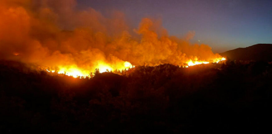 Meteo για φωτιές σε Βοιωτία και Αλεξανδρούπολη: Ξεπερνούν τα 70 χιλιόμετρα οι άνεμοι