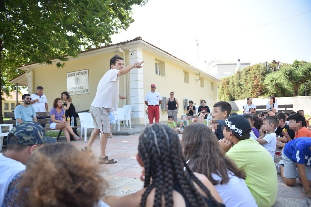 Παιδικές κατασκηνώσεις Δήμου Πατρέων: Το θέατρο, μέσα από τα μάτια του ηθοποιού Γεράσιμου Γεννατά
