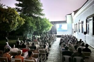 Διεθνές Φεστιβάλ Πάτρας: «Οι Ροδακινιές του Αλκαράς»… άνθισαν στο Παλαιό Δημοτικό Νοσοκομείο