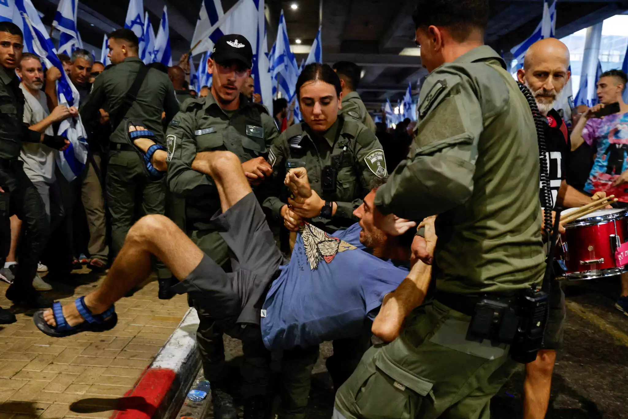 Ισραήλ: Σοβαρά επεισόδια στο αεροδρόμιο του Τελ Αβίβ - ΦΩΤΟ