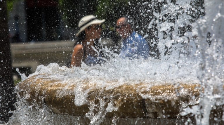 Καιρός: Κύμα ζέστης με 40αρια και βοριάδες - Πόσο θα φτάσει η θερμοκρασία στην Πάτρα