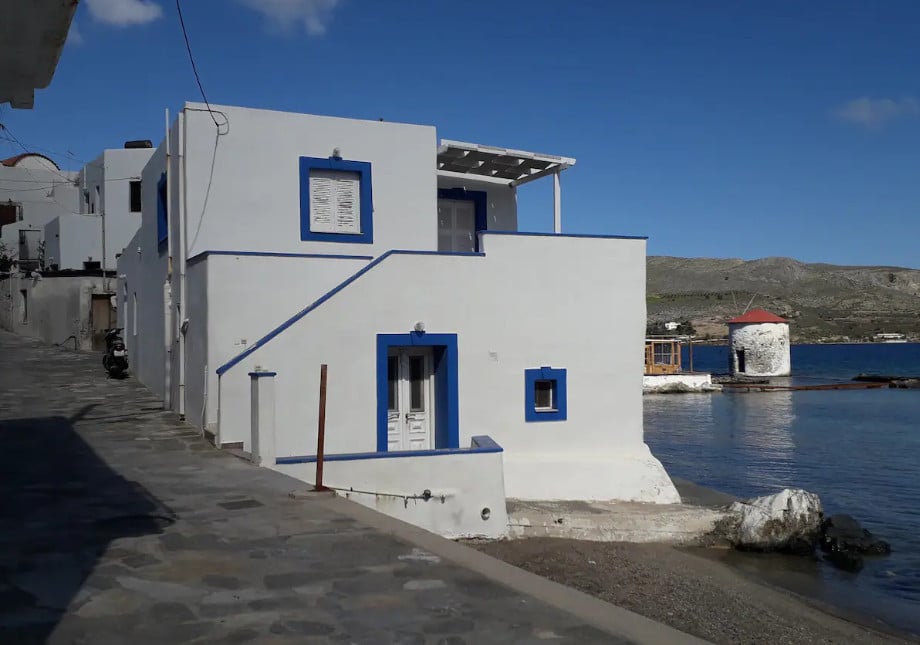 Στο Airbnb στρέφονται οι Έλληνες για πιο οικονομική διαμονή - Ποια είναι τα top-10 καταλύματα ΦΩΤΟ