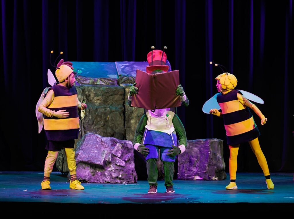 Αίγιο: «Μάγια η μέλισσα» στο υπαίθριο θέατρο «Γ. Παππάς»
