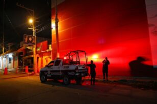 Μεξικό: Έδιωξαν μεθυσμένο από μπαρ και αυτός... τους έβαλε φωτιά! - Έντεκα νεκροί