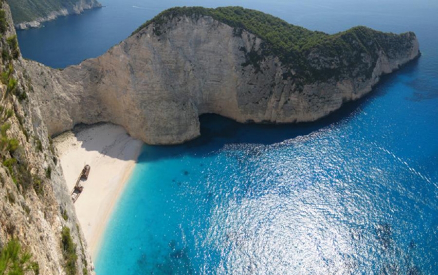 Ποιες είναι οι πιο εντυπωσιακές παραλίες στα νησιά του Ιονίου - ΦΩΤΟ