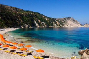 Ιόνιο: Αυτές είναι οι πιο εντυπωσιακές παραλίες ΦΩΤΟ