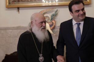 Συνάντηση Πιερρακάκη με τον Αρχιεπίσκοπο Ιερώνυμο