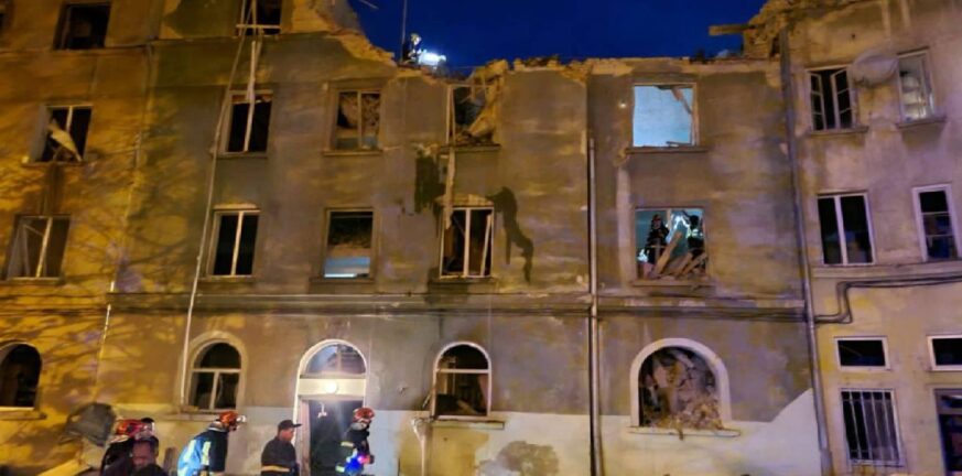 Unesco: Καταδικάζει τον ρωσικό βομβαρδισμό «ιστορικού κτιρίου» στη Λβιβ