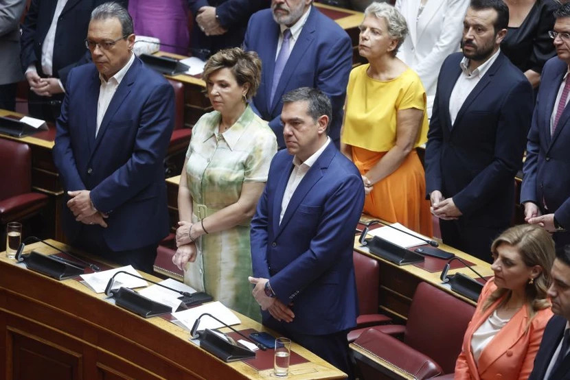 Αλέξης Τσίπρας: Η πρώτη εμφάνιση μετά την παραίτηση - Δίπλα στην Γεροβασίλη στην ορκωμοσία της Βουλής
