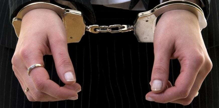 Ηλεία: Συνελήφθησαν τρεις γυναίκες για ληστεία σε βάρος ηλικιωμένης