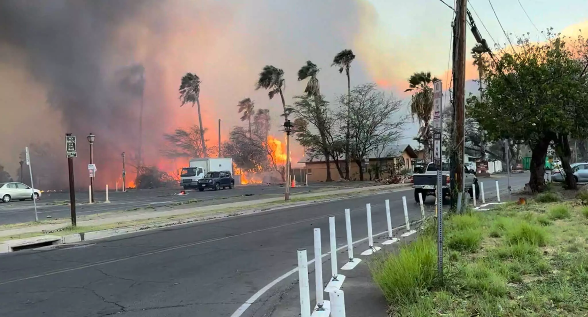 Φωτιά στη Χαβάη: Τουλάχιστον 36 οι νεκροί - Χιλιάδες κάτοικοι και τουρίστες εγκατέλειψαν τα σπίτια τους