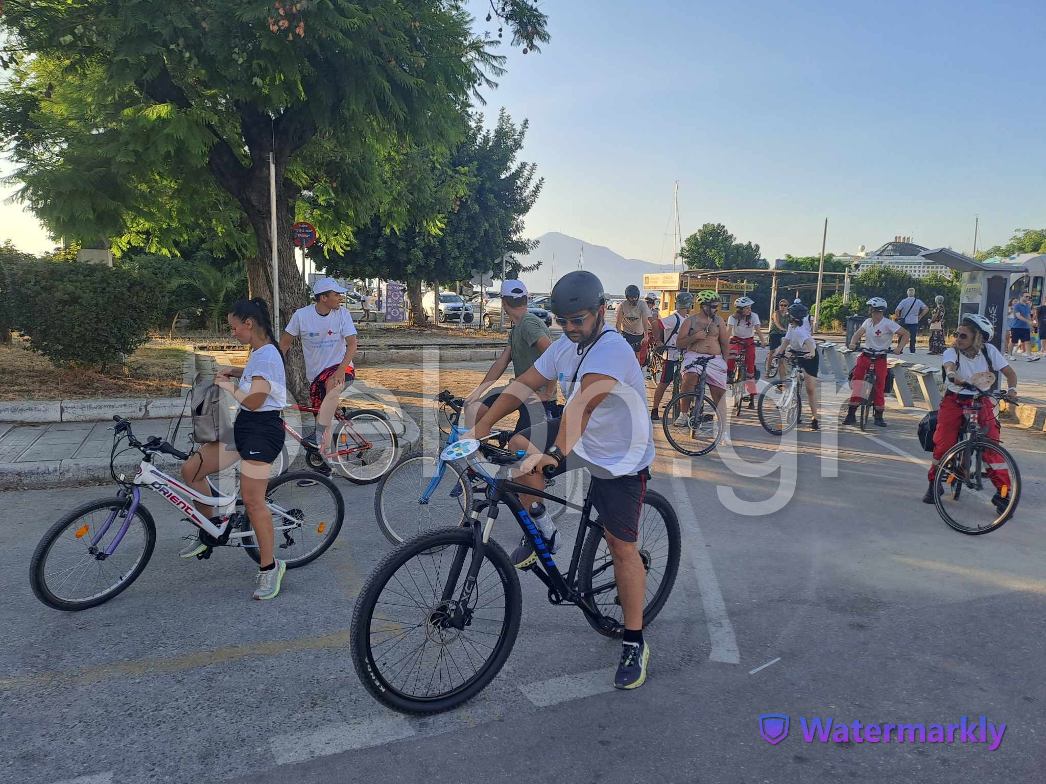 Πάτρα - Μπονάνος: Μικροί και μεγάλοι «στο τιμόνι»! - H ποδηλατάδα από τον Μόλο - ΦΩΤΟ