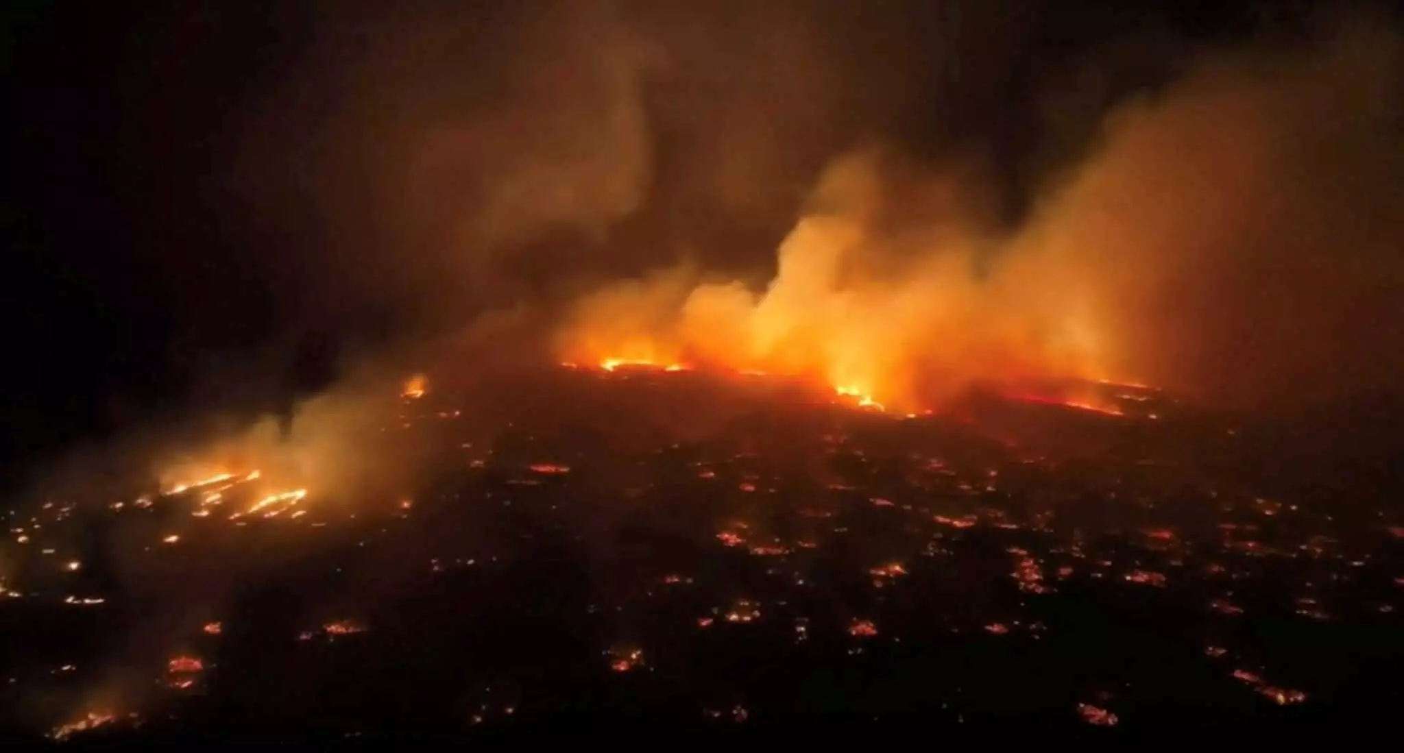 Φωτιά στη Χαβάη: Τουλάχιστον 36 οι νεκροί - Χιλιάδες κάτοικοι και τουρίστες εγκατέλειψαν τα σπίτια τους