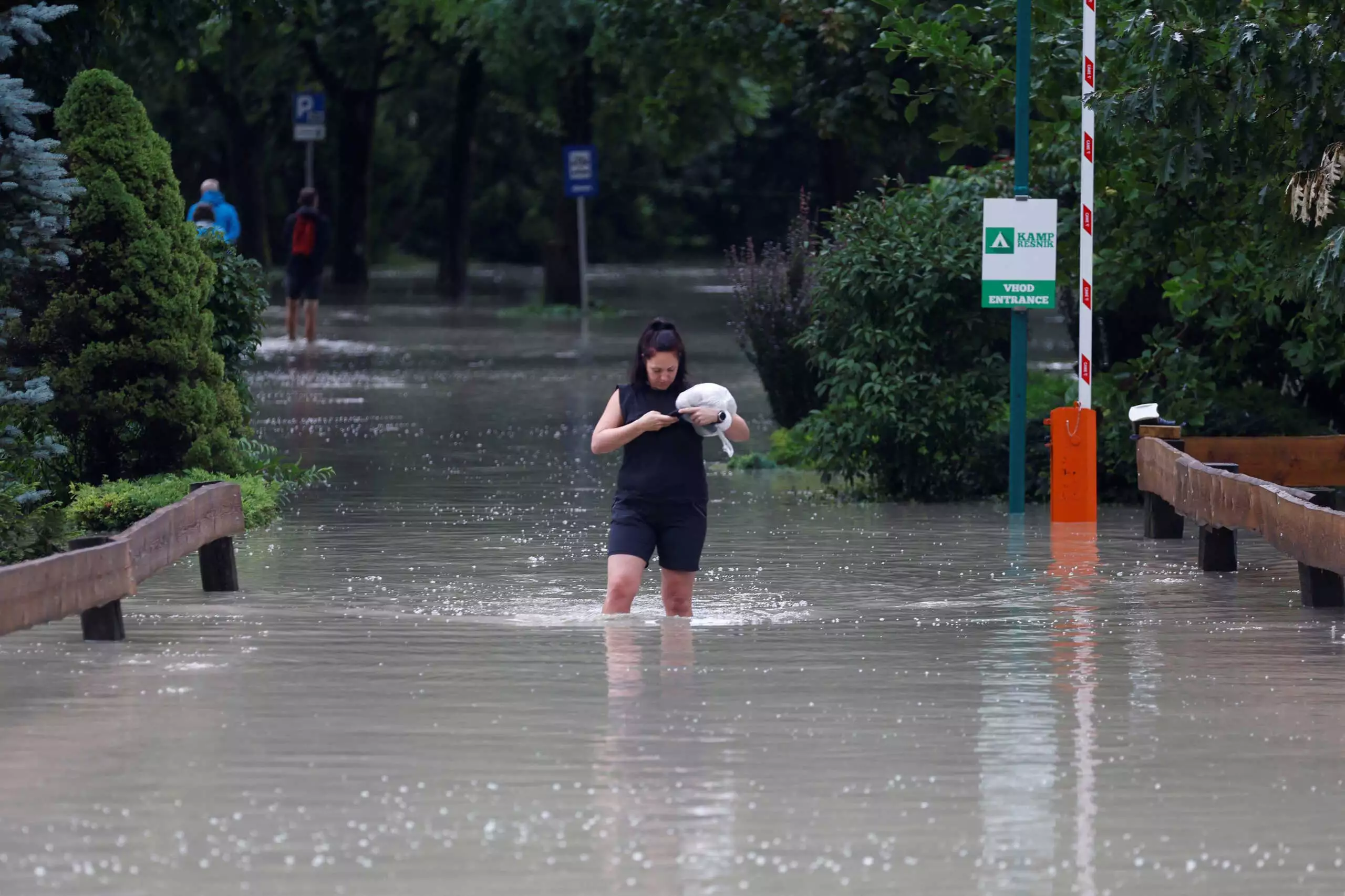 Σλοβενία: Τρεις νεκροί από τις καταρρακτώδεις βροχές – Εκκενώνονται ολόκληρες περιοχές ΦΩΤΟ - ΒΙΝΤΕΟ