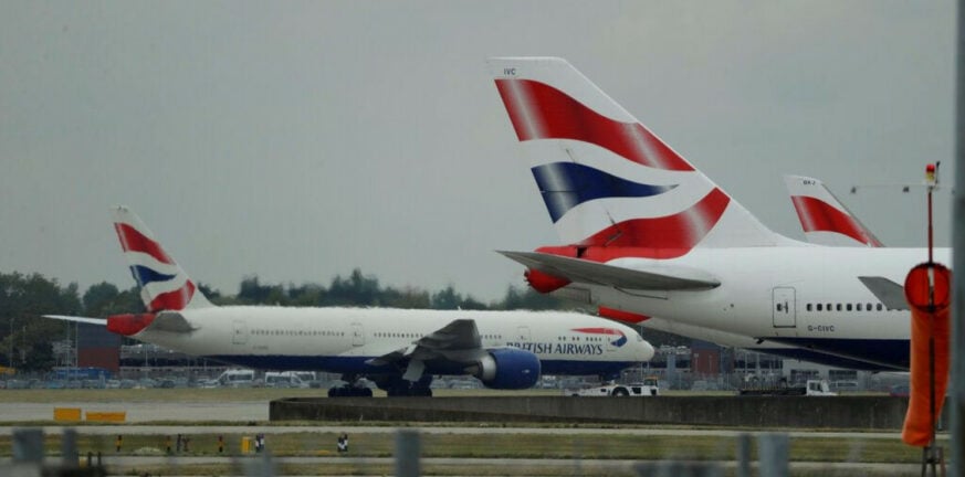 Βρετανία: Χάος στα αεροδρόμια με την κατάρρευση συστήματος ελέγχου - «Παγώνουν» και οι αφίξεις