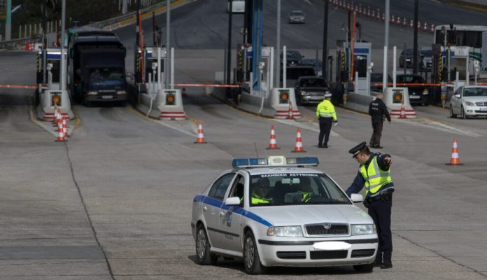 ΕΛΑΣ - Δυτική Ελλαδα: Γιατί παρατείνεται η δυσμενής μετακίνηση των «7» Αστυνομικών για τη διέλευση των Κροατών χουλιγκαν