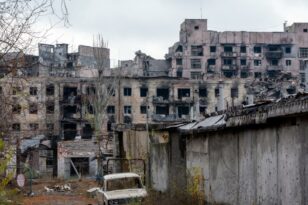 Ουκρανία: Βομβαρδισμός στο Ντονέτσκ - Ένα παιδί νεκρό και δύο τραυματίες από πυρά ουκρανικού πυροβολικού
