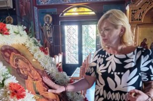 Γεωργία Ντάτσικα: Το μήνυμά της για την Κοίμηση της Θεοτόκου - «Κινητήρια δύναμη η πίστη μας»