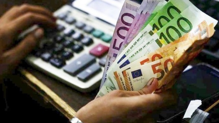 Σκόπελος: Μεσίτρια καταχράστηκε 20.000 ευρώ από 55χρονο - Πώς έστησε το κόλπο