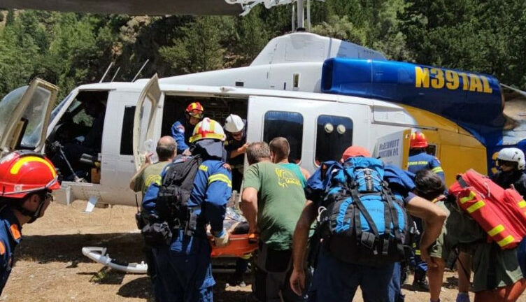 Φαράγγι Σαμαριάς: Παραμένει σε κρίσιμη κατάσταση ο τουρίστας που ακρωτηριάστηκε